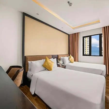 Palazzo Luxury Hotel Da Nang Exterior photo