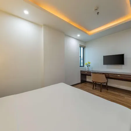 Palazzo Luxury Hotel Da Nang Exterior photo